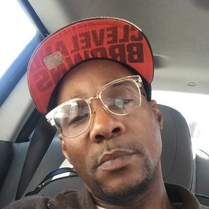 Meet your Posher, Samuel